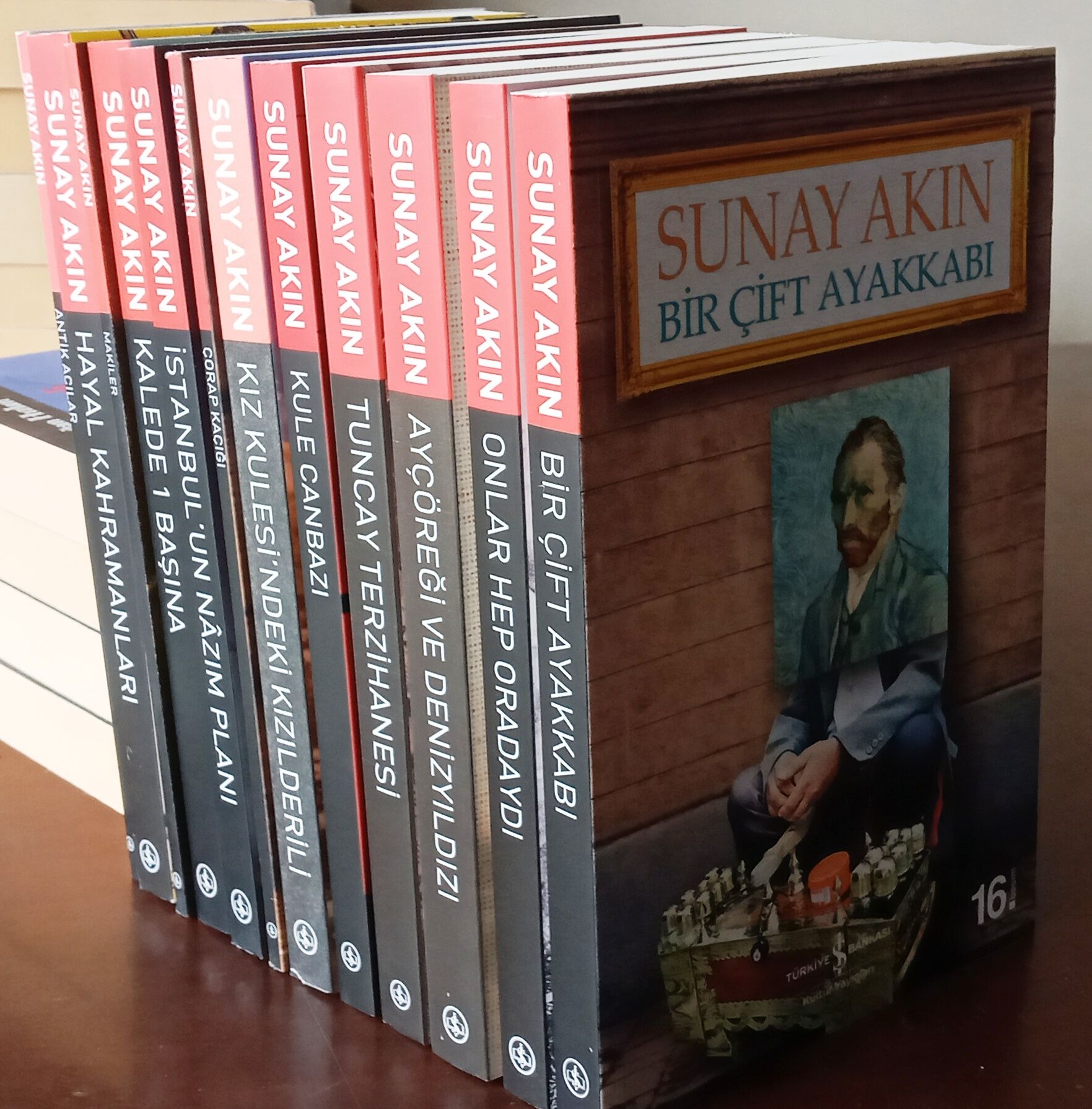 Sunay Akın Kitapları Set - 12 Kitap