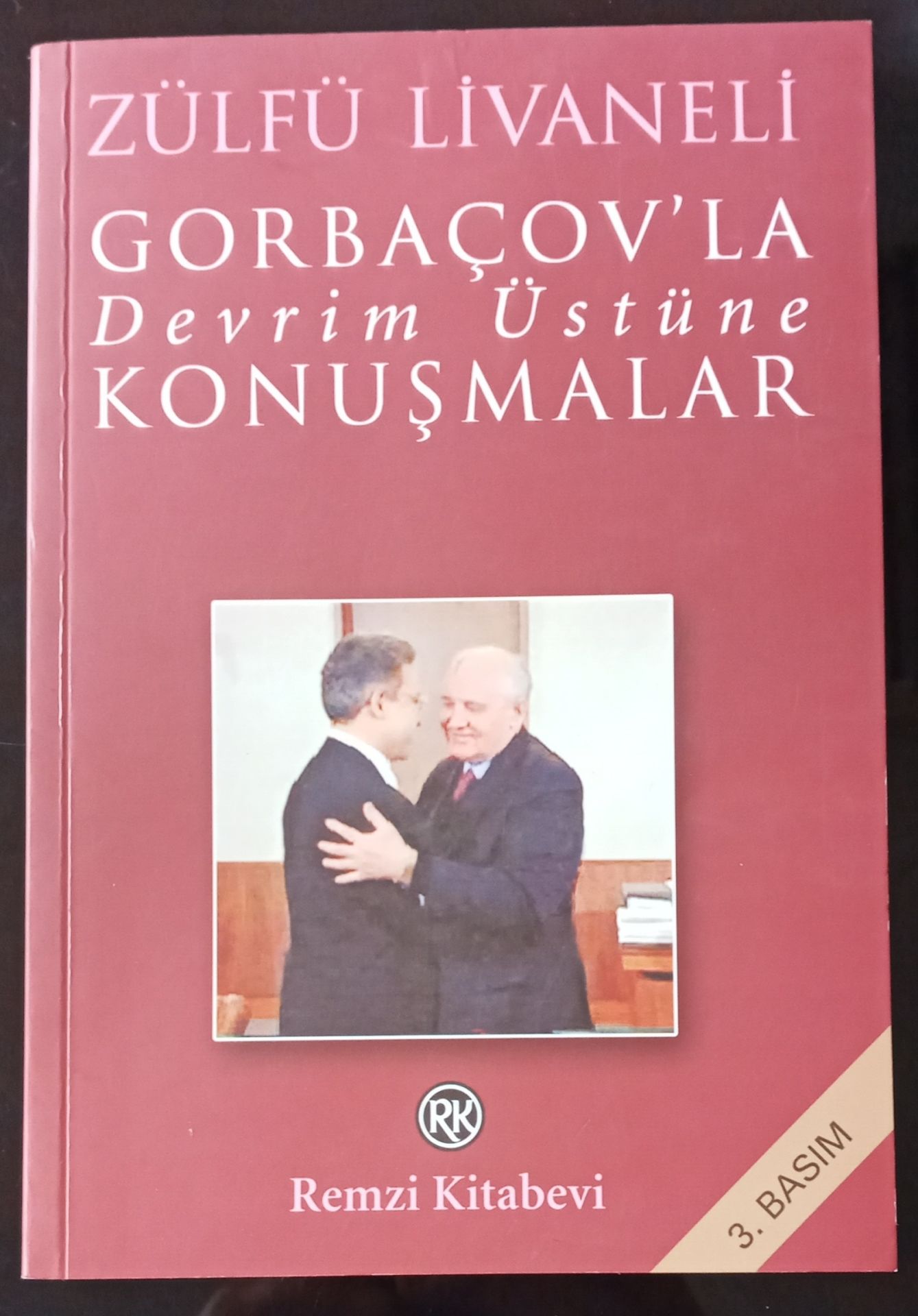 Gorbaçov'la Devrim Üstüne Konusma
