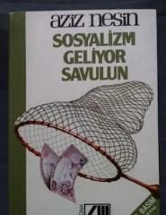 Sosyalizm Geliyor Savulun